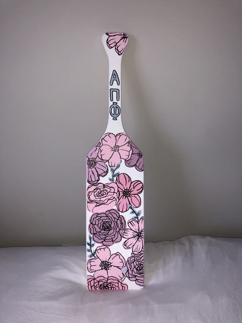 Floral Sorority Paddles, Butterfly Paddle Sorority, Paddle Painting Ideas Sorority, Sorority Paddles Ideas Unique, Sorority Paddles Unique, Sorority Paddles Big Little, Greek Paddles Sorority, Sorority Paddles Ideas, Sorority Canvas Art