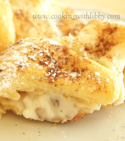 Honey Pecan Cream Cheese, Crescent Cream Cheese, Crescent Roll Ring Recipes, Cinnamon Bake, Honey Pecans, Easy Food Gifts, Recipes Using Crescent Rolls, Crescent Roll Dessert, Cheese Danish Recipe