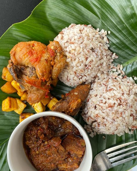 one of my favorite Nigerian dish 🇳🇬 Ofada Rice, Ups And Downs, In A Heartbeat, Ups, My Favorite, Rice, On Instagram, Quick Saves, Instagram