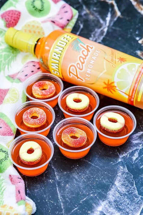 Peach Jello Shots Recipe, Peach Jello Shots, Strawberry Margarita Jello Shots, Rum Jello Shots, Lemonade Jello Shots, Watermelon Jello Shots, Drunk Baby, Watermelon Jello, Jello Shots Vodka