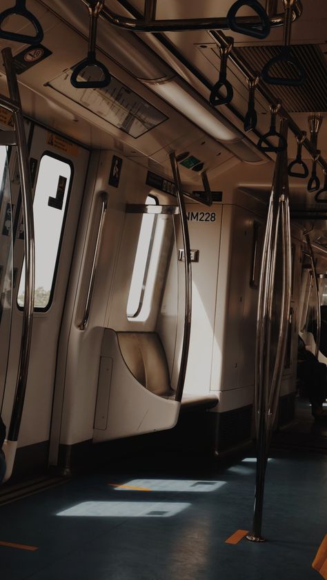 Bangalore Metro Aesthetic, Banglore Story Instagram, Bengaluru City Photography, Bangalore City Snapchat, Bangalore City Photography, Bangalore Aesthetic, Bangalore Metro, Namma Metro, Awsome Pictures