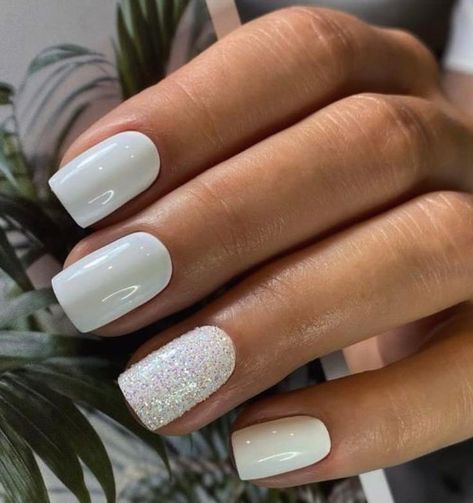 Matte Nails White, Nails Francesa, White Matte Nails, Rodeo Nails, White Gel Nails, White And Silver Nails, Gel Toe Nails, White Glitter Nails, Glitter Gel Nails