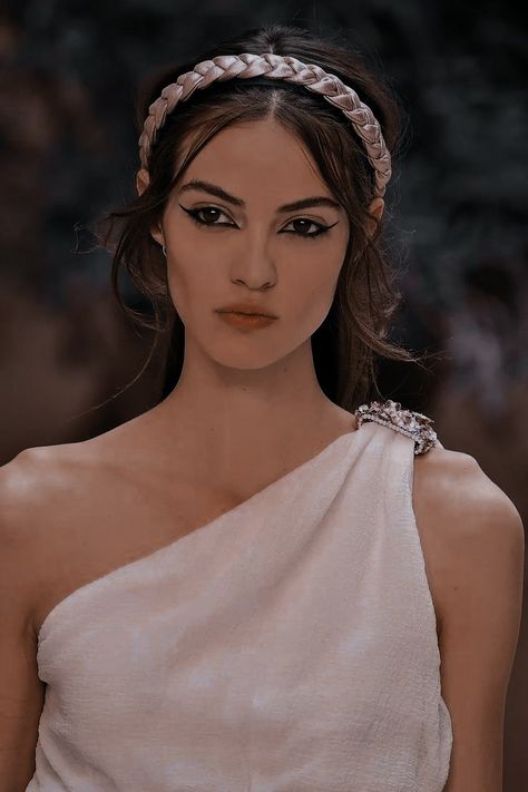 Athena Goddess Photoshoot, Athena Goddess Aesthetic, Diana Goddess, Goddess Photoshoot, Goddess Aesthetic, Athena Goddess, Greek Goddess, Face Claims, Fictional Characters