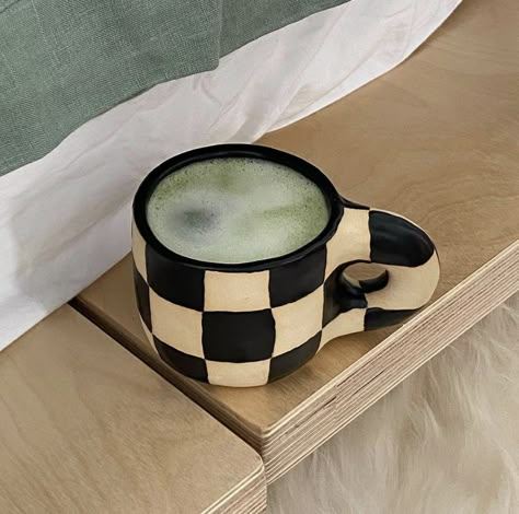 Morning Matcha, 3d Ideas, Cerámica Ideas, Pretty Mugs, Keramik Design, Clay Mugs, Diy Pottery, Ceramics Pottery Art, Clay Art Projects