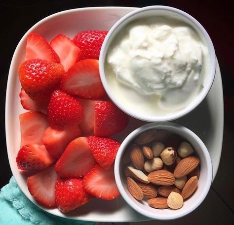 Yummy Strawberry ❤️ #strawberry #nut #nutrition #curd #breakfast #health #healthyfood #healthylifestyle #strawberries #fruit Healthy Tumblr, Tumblr Food, Nutrition Shakes, Makanan Diet, Healthy Clean Eating, Whole Foods Market, Easy Healthy Breakfast, Pretty Food, Aesthetic Food