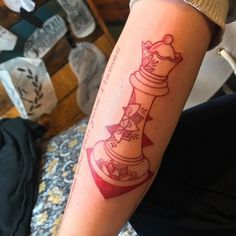 #queen #chesspiece #chesspiecetattoo #mandala S/O @ratatouille_strychnine Queen Chess Piece Drawing, Chess Piece Drawing, Tattoo Chess, Chess Tattoos, Drawing Tattoo Ideas, Chess Piece Tattoo, Chess Tattoo, Him And Her Tattoos, Ma Tattoo