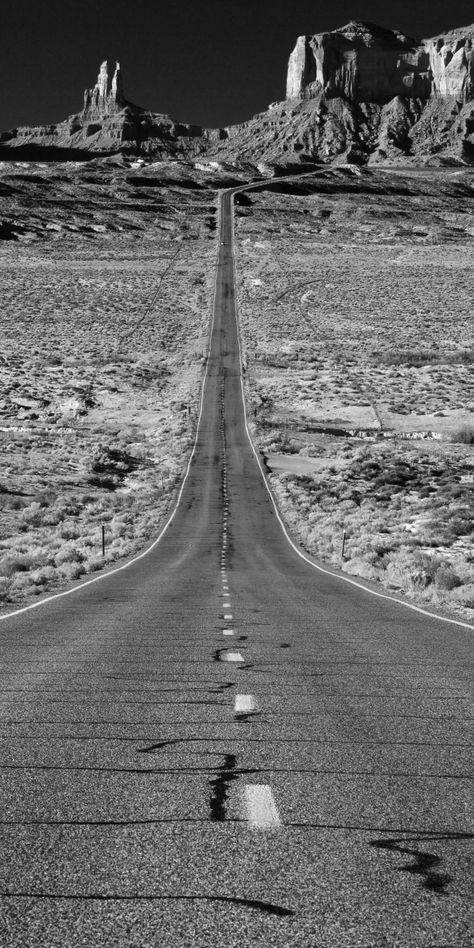 Road Wallpaper Backgrounds, Dark Road Aesthetic Wallpaper, Black And White Road Aesthetic, Desert Black And White, Dark Highway Aesthetic, White Collage, Sunset Road, Blowin' In The Wind, Yellowstone Park