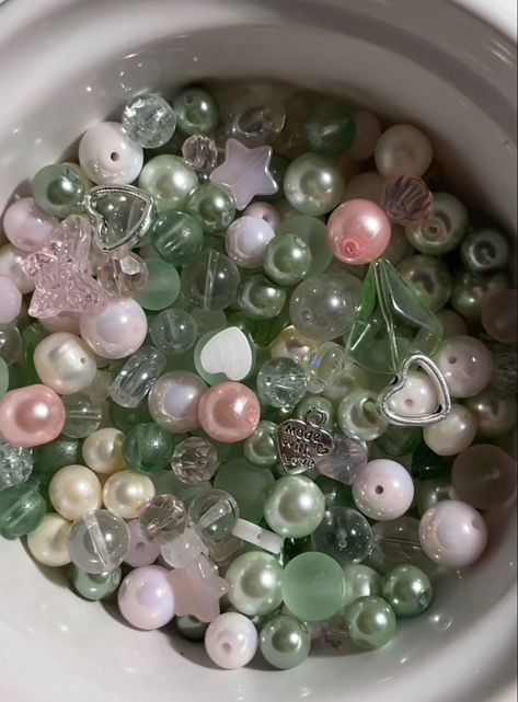 Beading Aesthetic, Bead Store Shops, Aesthetic Beads, Beads Aesthetic, Cute Beads, Bead Soup, Bead Collection, Bead Charms Diy, Pretty Beads