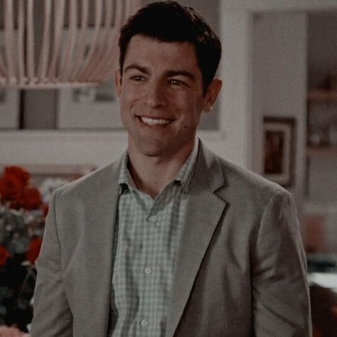 Schmidt New Girl, New Girl Schmidt, Julius Peppers, Max Greenfield, New Girl Style, Single Men, Belly Laughs, Take A Shower, Iconic Movies