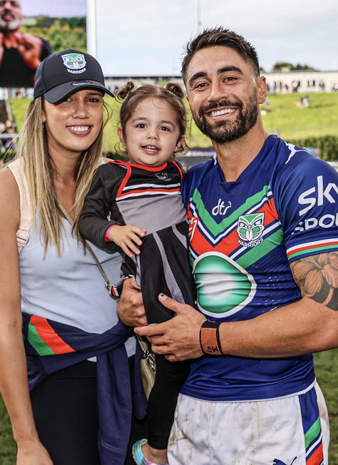 Shaun Johnston Heartland, Shaun Johnson, Aaron Smith Rugby, Nrl Warriors, Shawn Johnson Pregnant, Rugby Kids, Rugby, Quick Saves