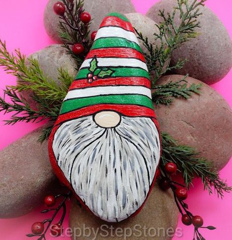 Rock Tutorial, Scarecrow Painting, Christmas Pebble Art, Painted Seashells, Gnome Paint, Christmas Rocks, Rock Painting Tutorial, Painted Ornament, Christmas Rock