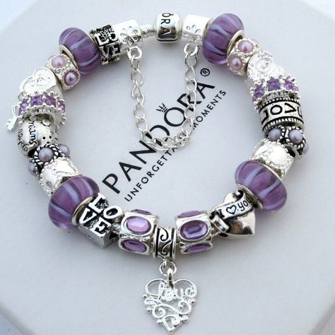 Pandora Purple Bracelet, Purple Pandora Charms, Purple Pandora Bracelet, Pandora Purple, Pandora Bracelet Charms Ideas, Girly Bracelets, Pandora Bracelet Designs, Neck Pieces Jewelry, Pandora Jewelry Charms