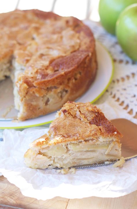 French Apple Custard Cake - The Baker Chick Apple Custard Cake Recipe, Apple Custard Cake, Cake With Custard Filling, Cake With Custard, Custard Cake Recipes, Apple Custard, French Apple Cake, Custard Cake, Custard Filling