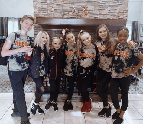 Season 8 Dance Moms, Mom Cast, Dance Moms Season 8, Dance Moms Season, Dance Moms Cast, Season 8, Group Photos, Dance Moms, Ballet