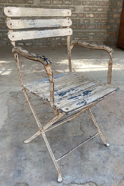 "Iron and Wooden Outdoor Folding Hand Rest Garden Chair" Furniture For Balcony, Iron Garden Furniture, Resort Furniture, Wrought Iron Chairs, Balcony Chairs, Wrought Iron Furniture, Deco Chic, Cheap Chairs, Outdoor Furniture Ideas