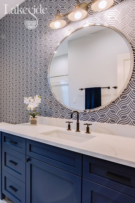 Navy blue bathroom decor