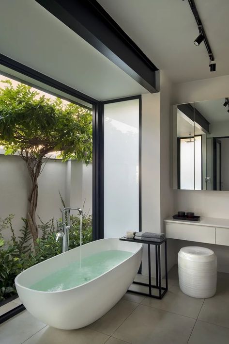 Secluded Garden, Outdoor Bathroom Design, Ceramic Stool, Freestanding Bath, Outdoor Bathrooms, Bathroom Design Luxury, Main Bathroom, Dream Bathrooms, Bath Tub