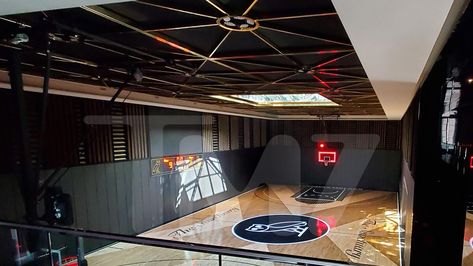 Toronto Mansion, Home Basketball Court, Drizzy Drake, Indoor Basketball Court, Recreational Room, Indoor Basketball, Dream Mansion, Mansion Interior, Mansions Luxury