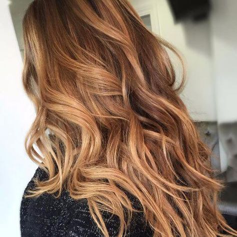 light caramel hair color on long hair Jahodová Blond, Light Caramel Hair, Caramel Brown Hair Color, Caramel Brown Hair, Brown Hair With Caramel Highlights, Rambut Brunette, Brunette Ombre, Hair Color Caramel, Brown Hair Color