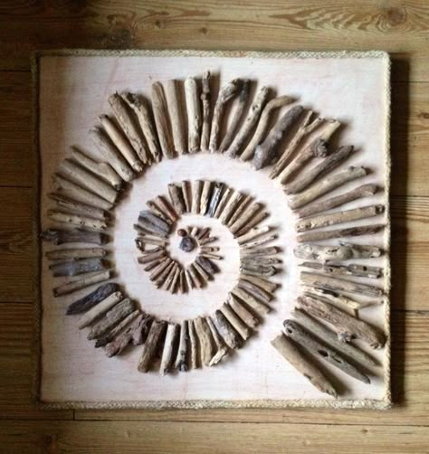 Twig Crafts, Driftwood Diy, Twig Art, Driftwood Art Diy, Driftwood Projects, Driftwood Wall Art, Deco Nature, Stick Art, Shell Crafts Diy