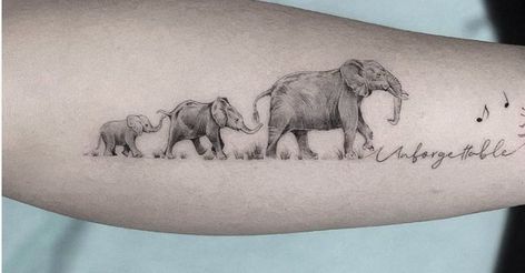 Mother Of 3 Tattoo Ideas Elephants, Elephant Family Drawing, Mother Of 3 Tattoo Ideas, Marathon Tattoo, Elephant Family Tattoo, Tattoo Birthday, Baby Elephant Tattoo, Animal Tattoos For Women, Mum Tattoo