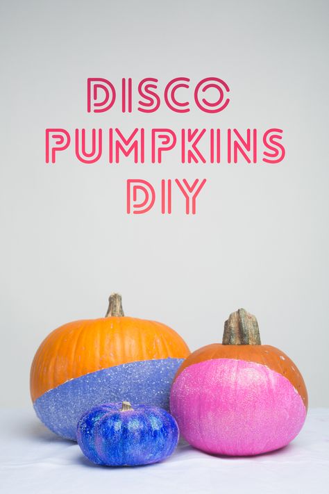 Glittery Pumpkins, Spooky Food, Easy Fall Decor, Spooky Treats, Halloween Pumpkins Carvings, Easy Fall, Diy Pumpkin, Halloween Recipes, Painted Pumpkins