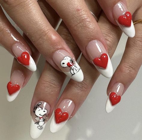 Snoopy Acrylic Nails, Snoopy Nails Design, 3d Valentines Nails, Peanuts Nails, Vday Nails Valentines Day, Snoopy Nail Art, February Nails Ideas, Snoopy Nails, Tape Nail Art