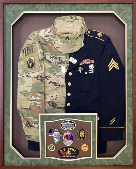 Law Enforcement & Military Frames — My Framing Store Military Moms Quotes, Wedding Dress Shadow Box, Display Medals, Shadow Box Wedding, Military Frames, Army Retirement, Army Crafts, Military Shadow Box, Memorabilia Display