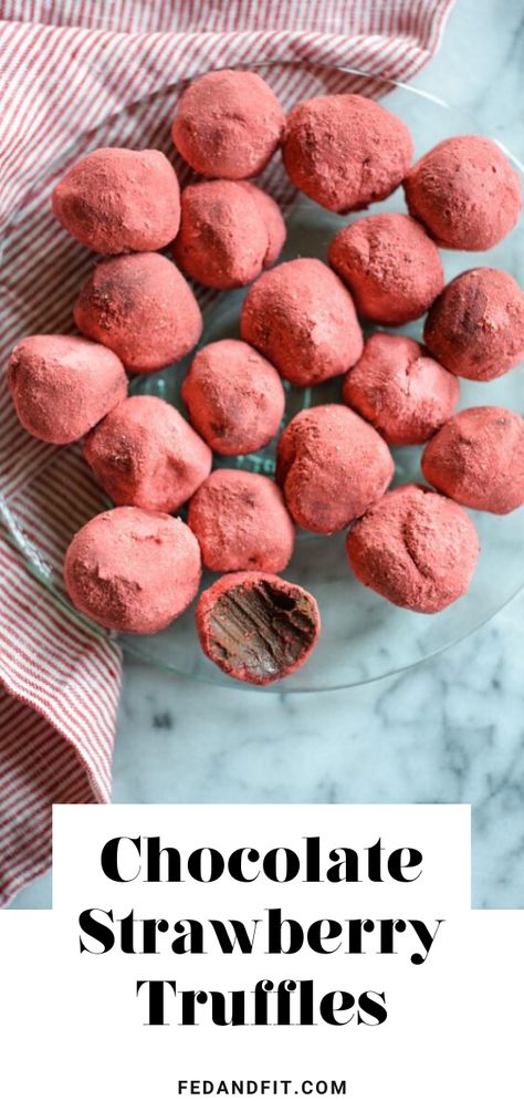 Strawberry Truffles, Tart Strawberry, Strawberry Truffle, Dairy Free Breakfast Recipes, Homemade Truffles, Best Chocolate Desserts, Strawberry Powder, Paleo Recipes Dessert, Cream Candy