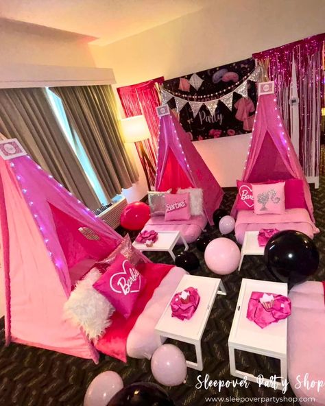 Planning a surprise sleepover party? Go stress-free and choose a hotel or event space for a fun twist! 🏨 This fabulous Barbie-themed sleepover for Jailey's 5th birthday was held at @residenceinn by Marriott in New Rochelle, NY, and it was a total dream! 🎀💖 From pink perfection to glam details, every part of the setup made Jailey's big day magical. Thank you, Laila, for letting us celebrate in style! Ready to plan your own Barbie dream party? Click the link in bio and start your magical celeb... Big 13th Birthday Party Ideas, Barbie Sleepover Party, Birthday Party Sleepover Ideas, Hotel Party Ideas, Hotel Sleepover Party, Hotel Sleepover, Comfy Sofa Living Rooms, Sweet 16 Sleepover, 14th Birthday Party Ideas