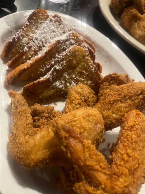 French Toast And Chicken, Chicken And French Toast, Chicken Tenders, Breakfast Ideas, French Toast, Toast, Chicken