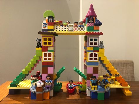 Duplo Lego Ideas, Lego Duplo House, Duplo Ideas, Easy Lego Creations, Lego Challenge, Lego Club, Lego Diy, Lego Activities, Lego Craft