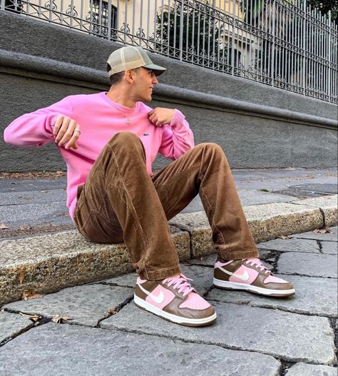 Men Pink Outfit Casual, Mens Pink Outfit Streetwear, Pink And Brown Outfit Men, Pink Outfits For Guys, Pink Guy Outfit, Pink Sweater Outfit Men, Pink Outfits Aesthetic Men, Pink Brown Outfit, Pink Outfit Men