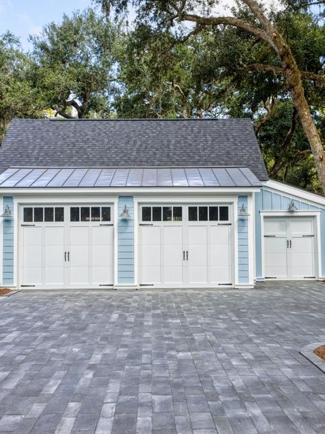 HGTV Dream Home 2020 Golf Cart Garage, Hgtv Dream Homes, Shed Ideas, Blue Shutters, Log Cabin Decor, Hgtv Dream Home, Traditional Style Homes, Charming House, Outdoor Sconces