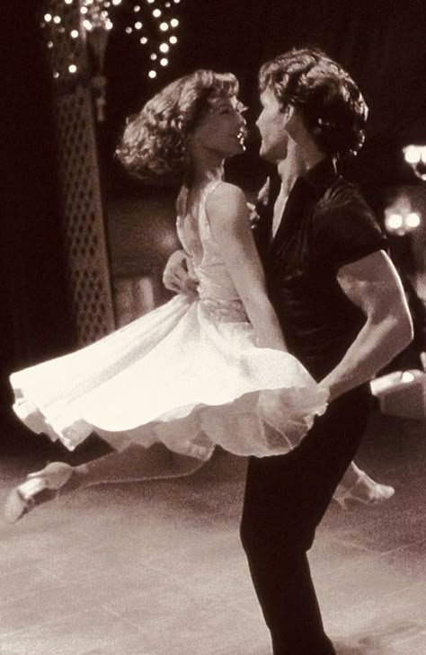 Dirty Dancing Movie, I Love Cinema, Patrick Swayze, Dancing Aesthetic, Film Disney, Dirty Dancing, Fav Movies, Romantic Movies, Old Love