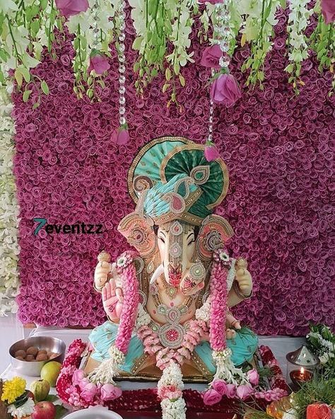 Bollywood Party Decorations, Decoration Ganpati, Balloon Decoration For Birthday, Balloon Decoration At Home, Flower Decoration For Ganpati, Flower At Home, Birthday Balloon Decoration, Ganpati Decoration Theme, Mandir Decoration