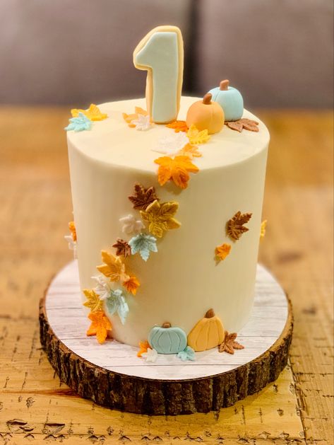 #autumn #fall #pumpkin #leaves #1stbirthday #cake #kidsbirthdaycake Autumn First Birthday Cake, First Birthday Cake Fall Theme, Fall First Birthday Smash Cake, Autumn Theme 1st Birthday, Pumpkin Theme Cake Smash, Pumpkin Bday Cake, Fall Birthday Smash Cake, Birthday Cake Autumn Theme, Thanksgiving Smash Cake