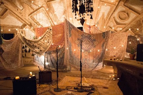 Music Stage Decorations, Bohemian Music Room, Live Session Music Set, Sofar Sounds, Music Stage, Worship Night, Tiny Desk, Tiny Desks, Open Mic Night