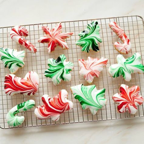 Marble Cookies Recipe, Marbled Cookies, Holiday Sugar Cookies, New Years Cookies, Recipes Holiday, Sugar Cookie Royal Icing, Sugar Cookie Icing, Homemade Cooking, Giant Food