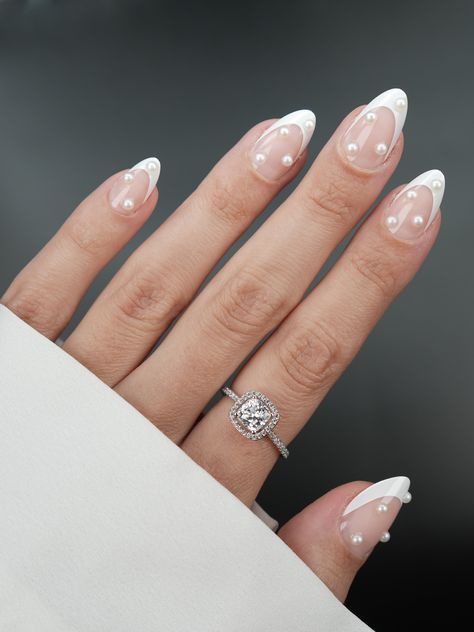 Nail Art Motif, Ongles Halloween, Nail Art Mariage, Wedding Nails For Bride, Pearl Nails, Ivory Pearl, False Nail, Nail Kit, French Manicure