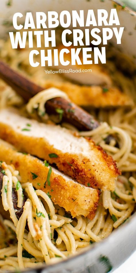 Crispy Chicken Carbonara Pasta combines creamy, cheesy pasta with juicy, crispy fried chicken, bacon and herbs. Chicken Carbonara Pasta, Carbonara Pasta Creamy, Over Fried Chicken, Chicken Breast Pasta, Creamy Cheesy Pasta, Chicken Carbonara Recipe, Chicken Carbonara, Easy Pasta Sauce, Carbonara Sauce