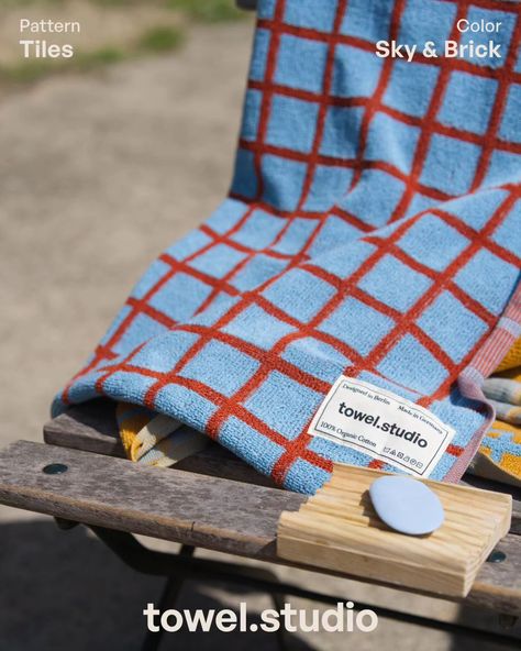 Introducing two new color combinations for our Tiles bath towels: Sky & Brick and Caramel & Sky. Like all of our towels, these are knitted in our Berlin workshop using 100% organic cotton pre-dyed yarns. Find them on our website linked in our profile. Brick Tiles, Tile Design, Yarn Dyeing, Bath Towels, Color Patterns, Color Combinations, New Color, Towels, Caramel