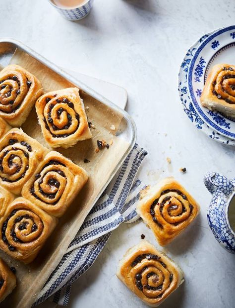 Classic Chelsea buns recipe | Sainsbury's Magazine Currant Buns Recipe, Chelsea Buns Recipe, Chelsea Bun Recipe, Belgian Bun, Chelsea Buns, Chelsea Bun, British Foods, British Recipes, British Desserts