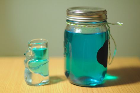 2-Ingredient Shots So Good You Won’t Need a Chaser Shots Made In Bulk, 2 Ingredient Shots, Jolly Rancher Shot, Jolly Rancher Vodka, Liquor Shots, Birthday Shots, Shots Alcohol, Malibu Rum, Vodka Shots