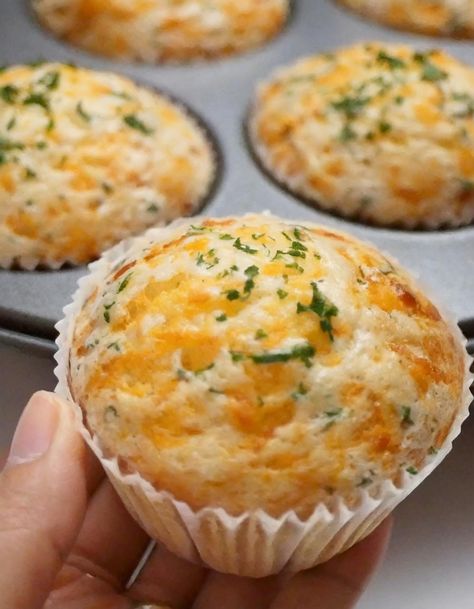 Cheddar Muffins with Basil and Scallions Texas Sheet Cake Bites, Sheet Cake Bites, Cheddar Muffins, Savory Muffins Recipes, Scallions Recipes, Texas Sheet, Texas Sheet Cake, Savory Muffins, Cake Bites