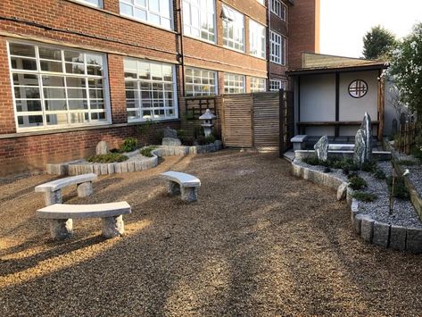 School Garden, Kent Japanese Water Feature, School Courtyard, Japanese Backyard, Bloxburg School, School Dr, Granite Paving, Courtyard Ideas, Schools In America, Pig Head