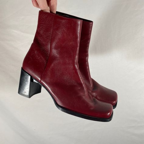 Red Vintage Boots, Cherry Boots, Cherry Red Boots, Dark Red Boots, Aw Outfits, Maroon Boots, Square Toe Leather Boots, Red Booties, Model Off Duty