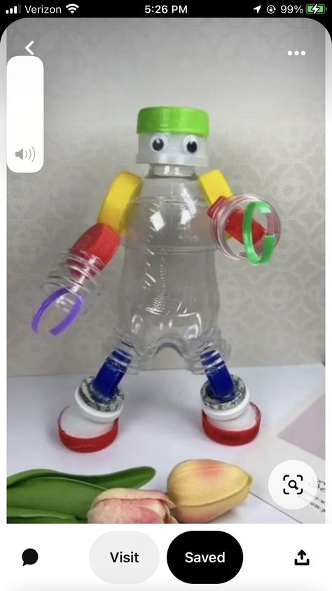 Robot Craft, Recycled Robot, Plastic Bottle Art, Diy Robot, Plastic Bottle Crafts, Diy Crafts For Kids Easy, Paper Towel Roll Crafts, Fun Easy Crafts, Diy Bottle