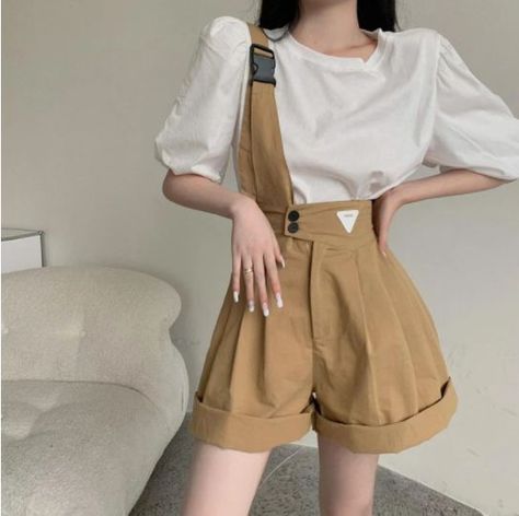 https://bestkawaii.com/collections/skirts/products/puff-sleeve-t-shirts-and-wide-leg-suspender-shorts Jumper Shorts, Suspender Shorts, Ginger Girls, Petite Outfits, Shorts Black, Outfits Aesthetic, Shoulder Length, Suspenders, White T