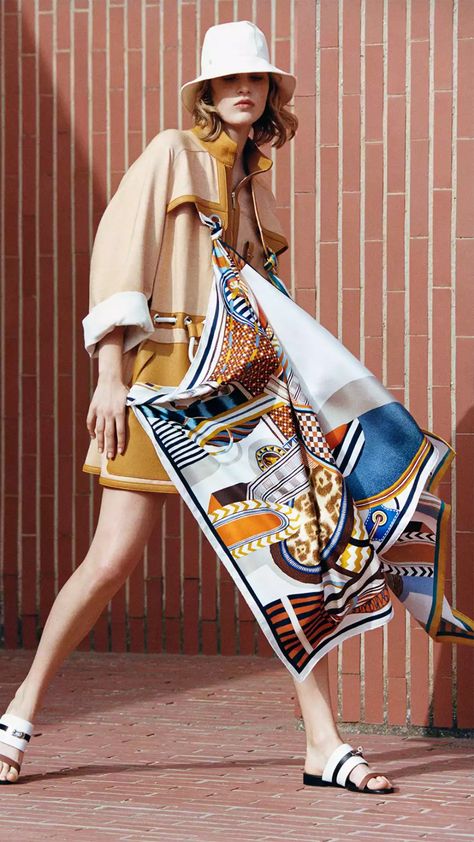 Hermes Campaign, Hermes Fragrance, Hermes Fashion, Backpacks For Women, Hair Scarf Styles, Summer Photoshoot, Vintage Hermes, Hermes Scarf, Women Earrings